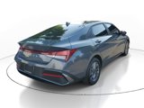 Used 2024 Hyundai Elantra SEL image 3