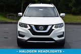 Used 2017 Nissan Rogue SV image 2