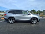 Used 2017 Honda Pilot Touring image 2