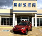 Used 2017 Toyota RAV4 LE image 1