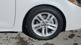 Used 2022 Toyota Corolla Hatchback image 2