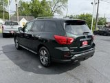 Used 2019 Nissan Pathfinder SV image 5