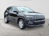 Used 2022 Jeep Compass Latitude w/ Convenience Group image 3