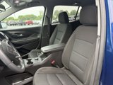 Used 2022 GMC Terrain SLE w/ Driver Convenience Package image 2