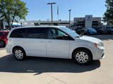 Used 2018 Dodge Grand Caravan SE w/ UConnect Hands-Free Group image 5