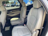 Used 2021 Buick Enclave Essence image 4