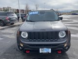 Used 2017 Jeep Renegade Trailhawk w/ Premium Trailhawk Package image 3