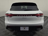 Used 2025 Porsche Macan image 6