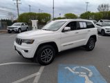 Used 2021 Jeep Grand Cherokee Limited w/ Premium Lighting Group image 2