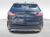 Used 2020 Ford Edge Titanium image 2
