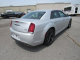 Certified 2020 Chrysler 300 Touring w/ Sport Appearance Package image 5