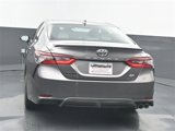 Used 2024 Toyota Camry SE image 4