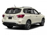 Used 2017 Nissan Pathfinder Platinum image 2