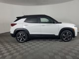 Used 2021 Chevrolet TrailBlazer RS w/ Sun and Liftgate Package image 3