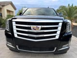 Used 2018 Cadillac Escalade Premium Luxury image 3