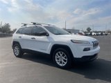 Used 2016 Jeep Cherokee Sport image 2
