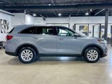 Used 2020 Kia Sorento FWD V6 image 6