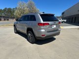 Used 2020 Jeep Grand Cherokee Limited w/ Luxury Group II image 3