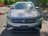 Used 2022 Volkswagen Tiguan SE image 2
