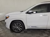 Used 2020 GMC Terrain Denali w/ Denali Premium Package image 2