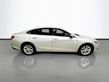 Used 2022 Chevrolet Malibu LT image 4