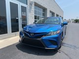Used 2019 Toyota Camry SE image 2