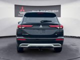 Used 2023 Mitsubishi Outlander SE image 4