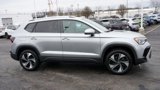 New 2025 Volkswagen Taos SE image 4