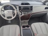 Used 2014 Toyota Sienna L image 4