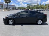 Certified 2022 Toyota Prius LE image 2