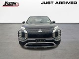 Used 2022 Mitsubishi Outlander ES image 2