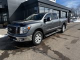 Used 2019 Nissan Titan SV image 2