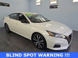 Used 2021 Nissan Altima 2.5 SR image 2