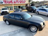 Used 2009 Chrysler 300 Touring image 3