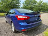 Used 2012 Ford Focus Titanium w/ SEL/Titanium Winter Pkg image 3