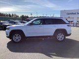 Certified 2023 Jeep Grand Cherokee Limited image 3