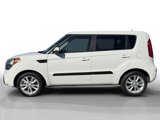 Used 2013 Kia Soul + image 2
