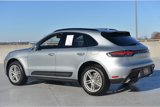Used 2025 Porsche Macan image 3