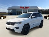 Used 2018 Jeep Grand Cherokee Altitude image 2