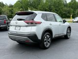 Used 2023 Nissan Rogue SV image 4