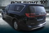 Used 2023 Chrysler Pacifica Touring-L image 2