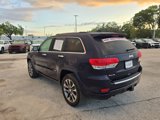 Used 2017 Jeep Grand Cherokee Overland w/ Jeep Active Safety Group image 4