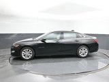 Used 2023 Chevrolet Malibu LT image 2