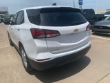 Used 2023 Chevrolet Equinox LS w/ LS Convenience Package image 2
