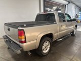 Used 2006 GMC Sierra 1500 SLE w/ Light Duty Power Package image 4