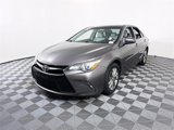 Used 2016 Toyota Camry SE image 3