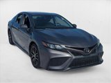 Used 2021 Toyota Camry SE image 3