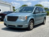 Used 2010 Chrysler Town & Country Touring image 2