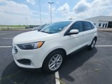 Used 2022 Ford Edge SEL w/ Convenience Package image 2