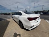Used 2023 Kia Forte LXS w/ LXS Technology Package image 4